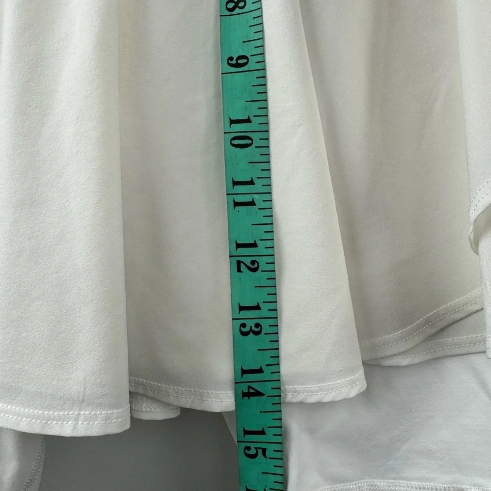 Lululemon Women Court Rival Long HR White Skirt‎ Size 6